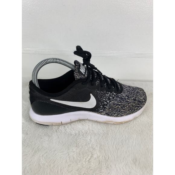 Nike Flex Contact Women’s Size 6.5 Black White Oreo Workout Shoes 908995-002 - Picture 7 of 10